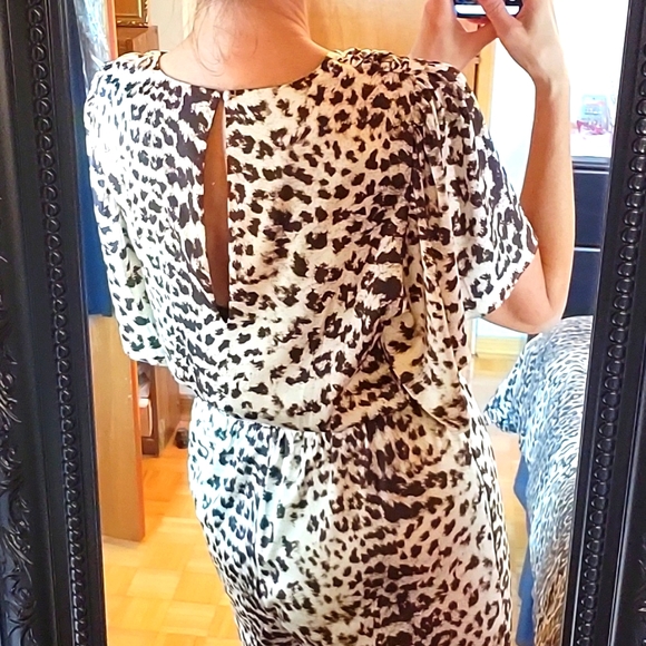 NWOT Sexy Satiny Leopard Print Jumpsuit by INC! Pockets! L - Picture 8 of 17